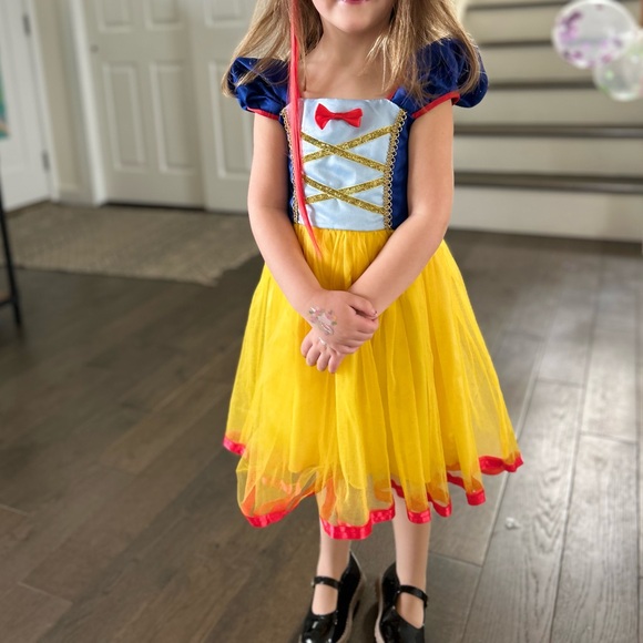 Kids Blue and Yellow Princess Costume - Picture 4 of 4
